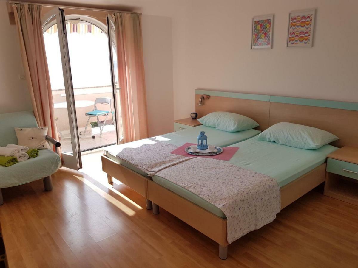 Apartmani Bambi Lun  Zewnętrze zdjęcie