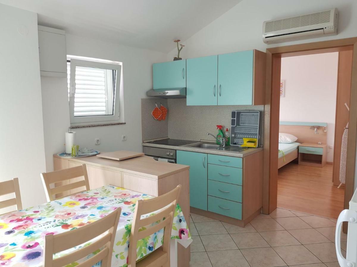 Apartmani Bambi Lun  Zewnętrze zdjęcie