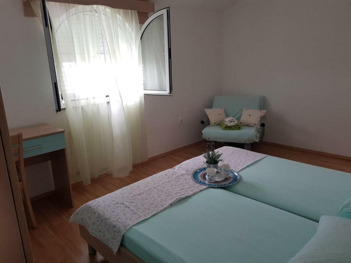 Apartmani Bambi Lun  Zewnętrze zdjęcie