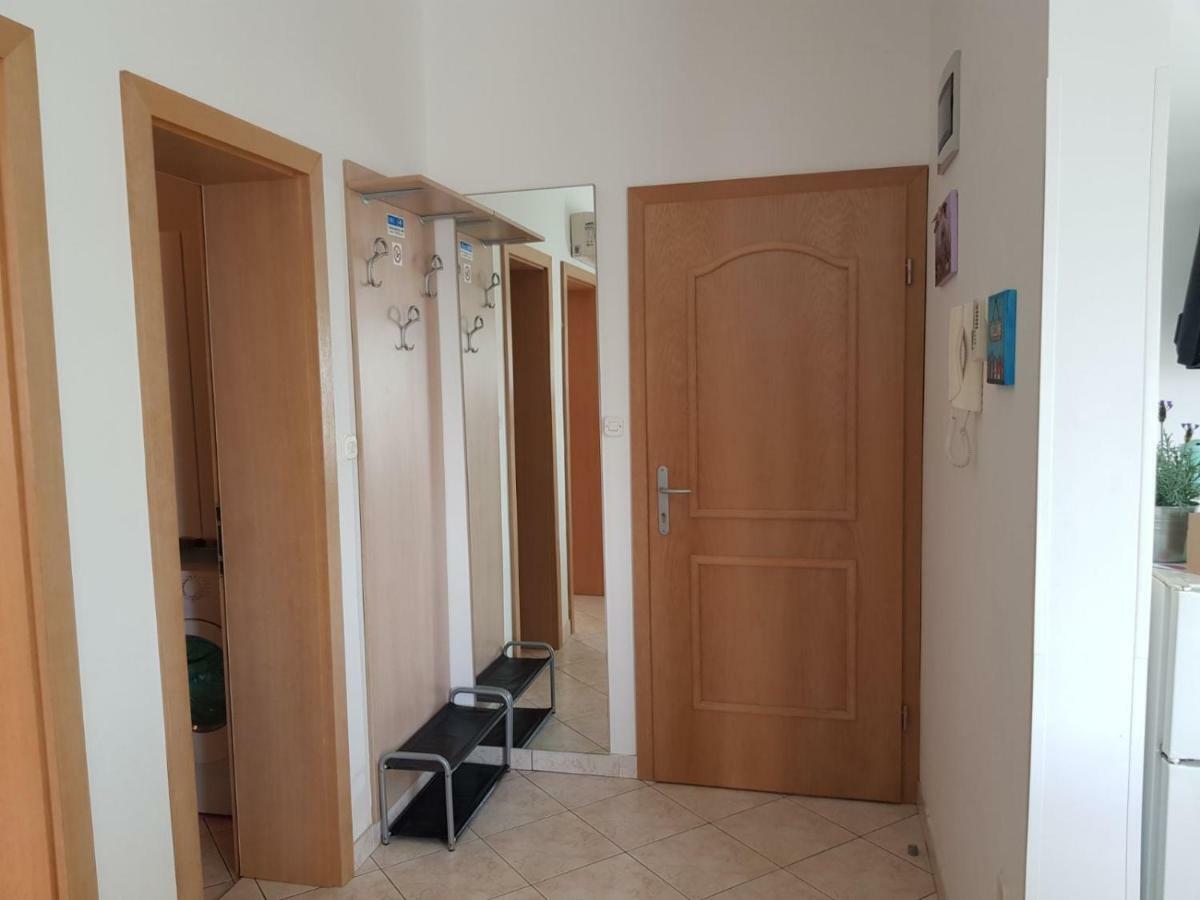 Apartmani Bambi Lun  Zewnętrze zdjęcie