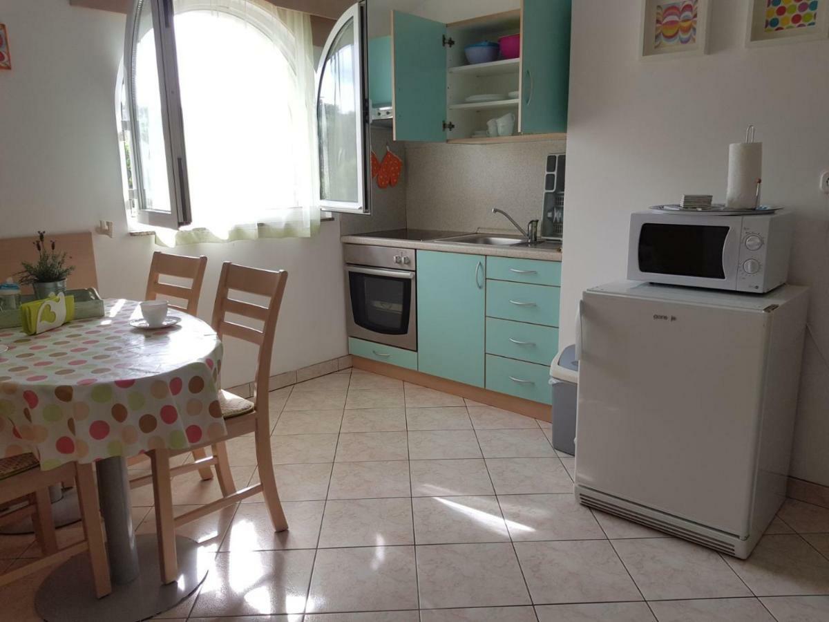 Apartmani Bambi Lun  Zewnętrze zdjęcie