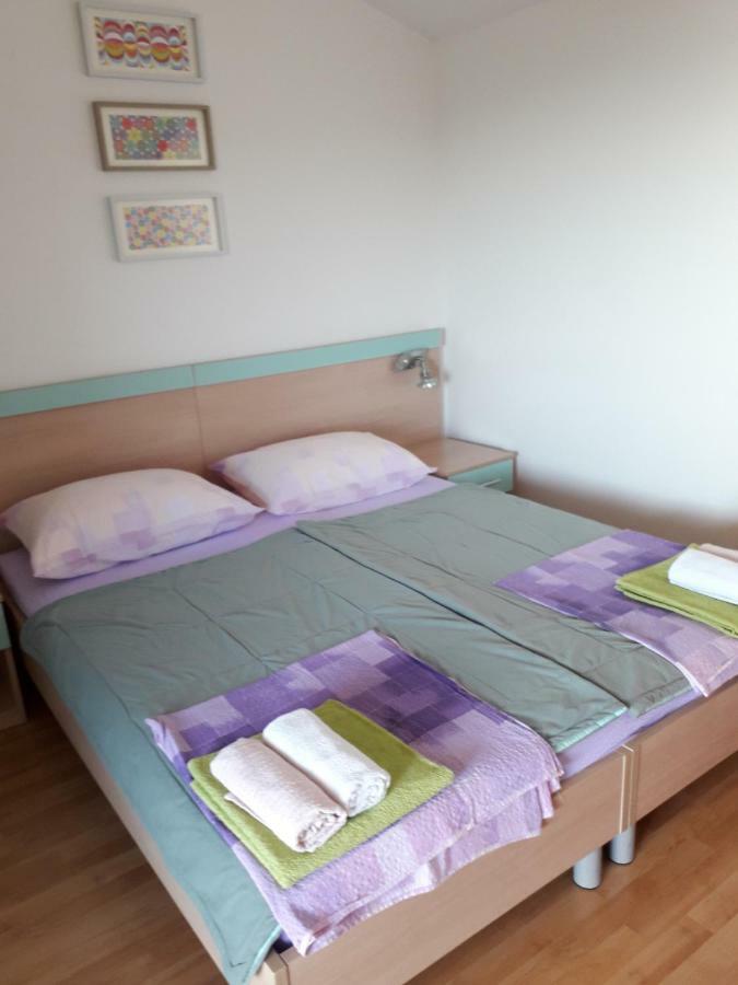 Apartmani Bambi Lun  Zewnętrze zdjęcie